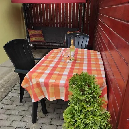 Kis Apartmanhaz 아파트